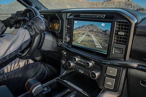 Conoce la Tecnología y Asistencias de Manejo equipadas en Ford Lobo Raptor 2025